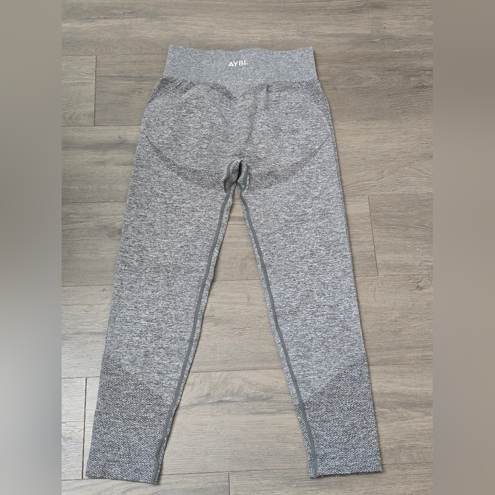 AYBL Bootie Leggings Grey EUC Womens Size Large Athleisure Athletic Gym